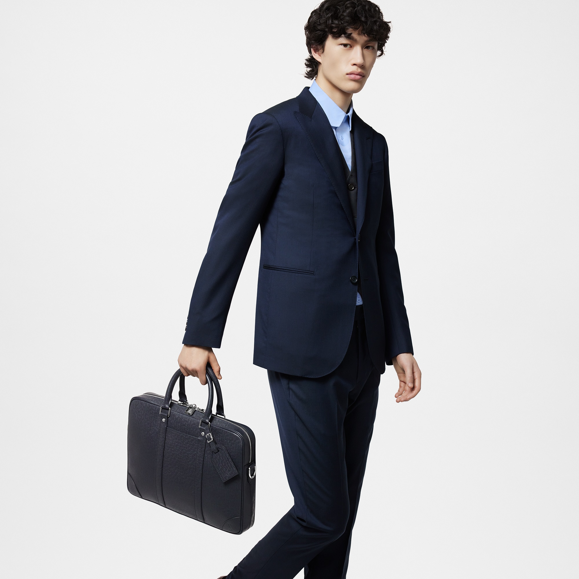 Porte Documents Voyage PM Taiga Leather in Men