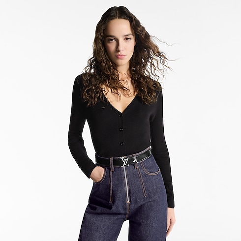 Pretty LV 30mm Reversible Belt Monogram Canvas in Women's Accessories Belts collections by Louis Vuitton (Product zoom)