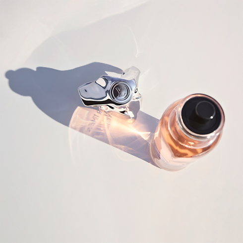 Rhapsody in Perfumes and Beauty 's Exceptional Creations The Extraits Collection collections by Louis Vuitton (Product zoom)