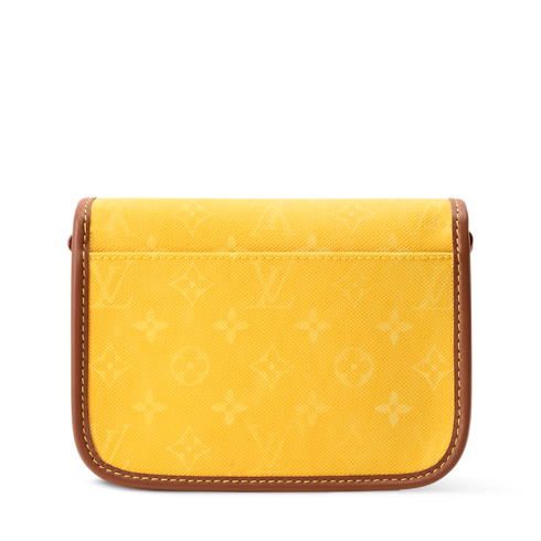 Satchel Wearable Wallet back view
