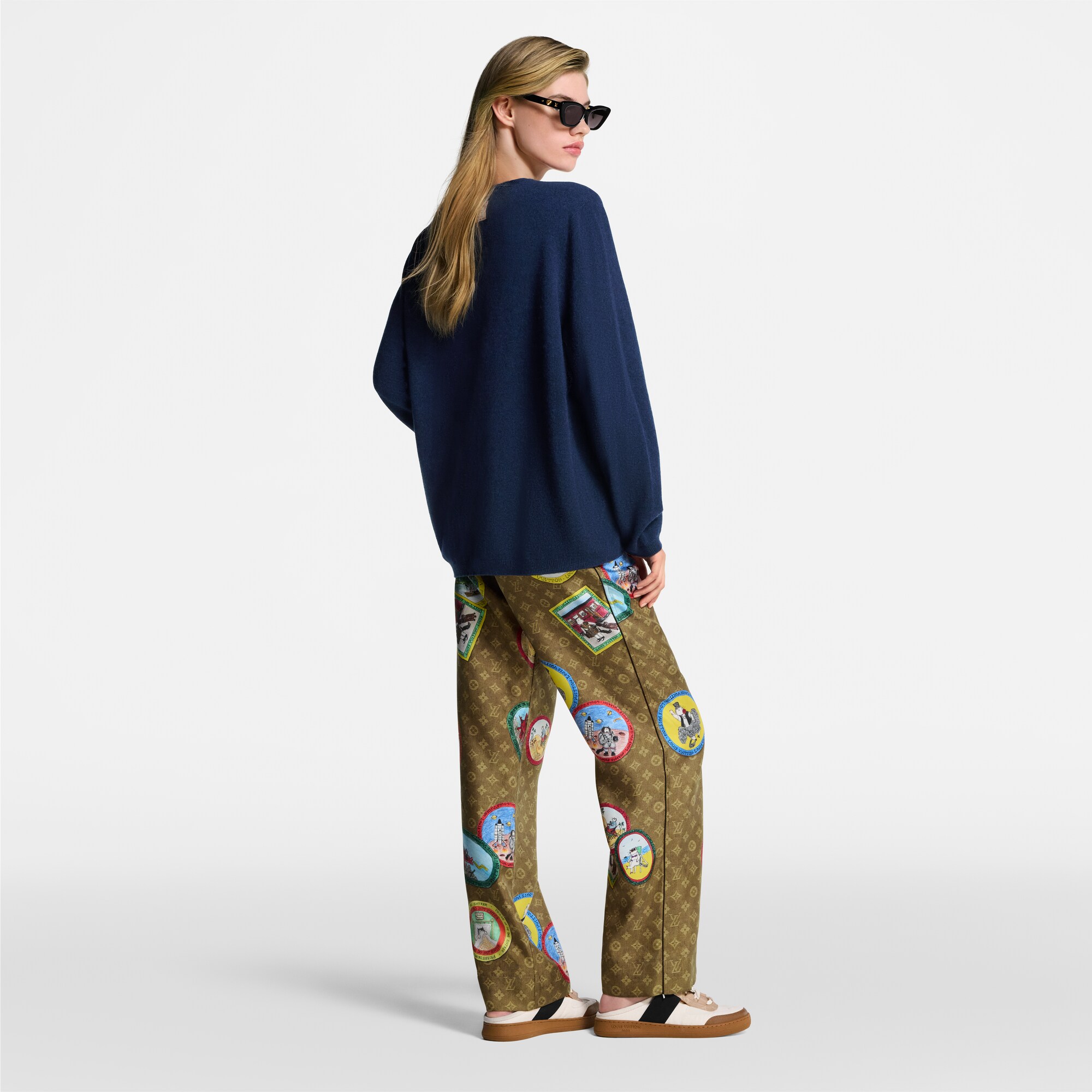 Seamless Cashmere Pullover  in Women