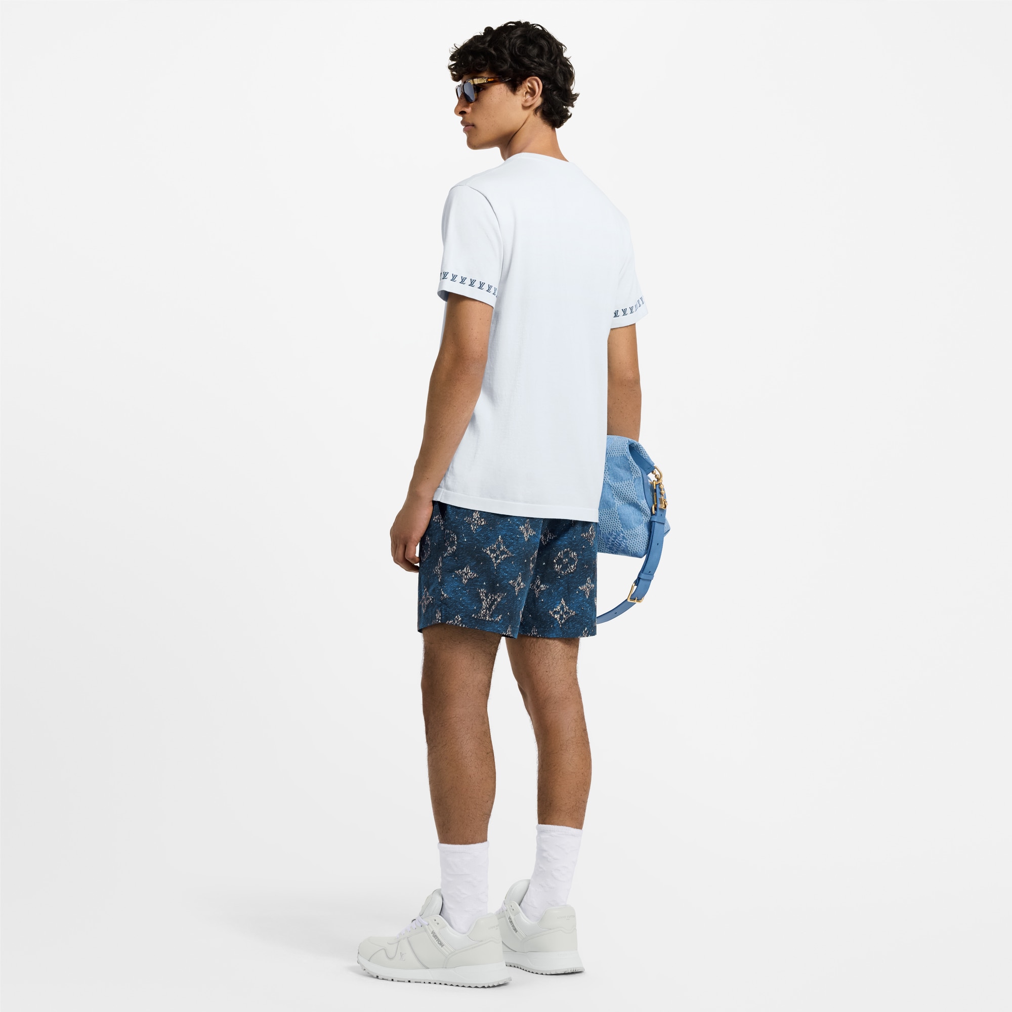 Short-Sleeved Signature Crewneck  in Men