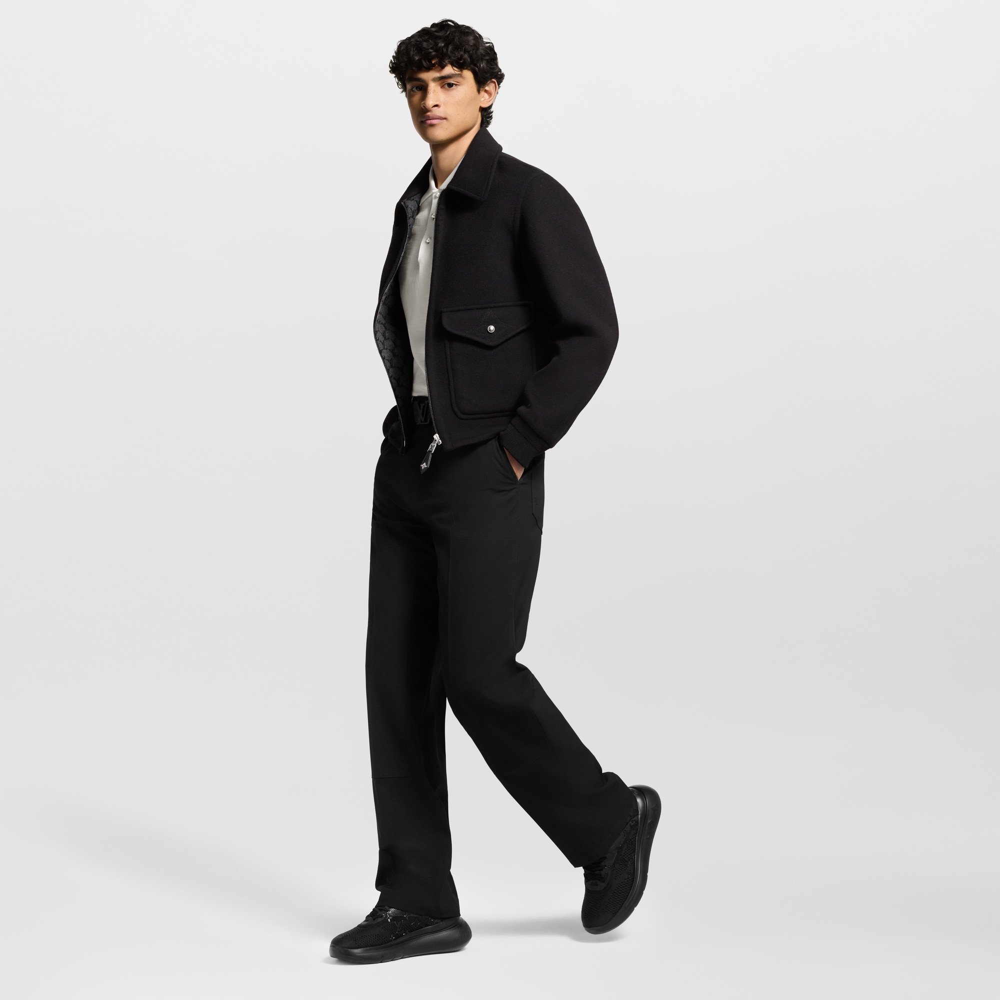Show Up Trainers  in Men