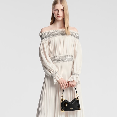 Side Trunk PM Fashion Leather in Women's Handbags All Collections collections by Louis Vuitton (Product zoom)