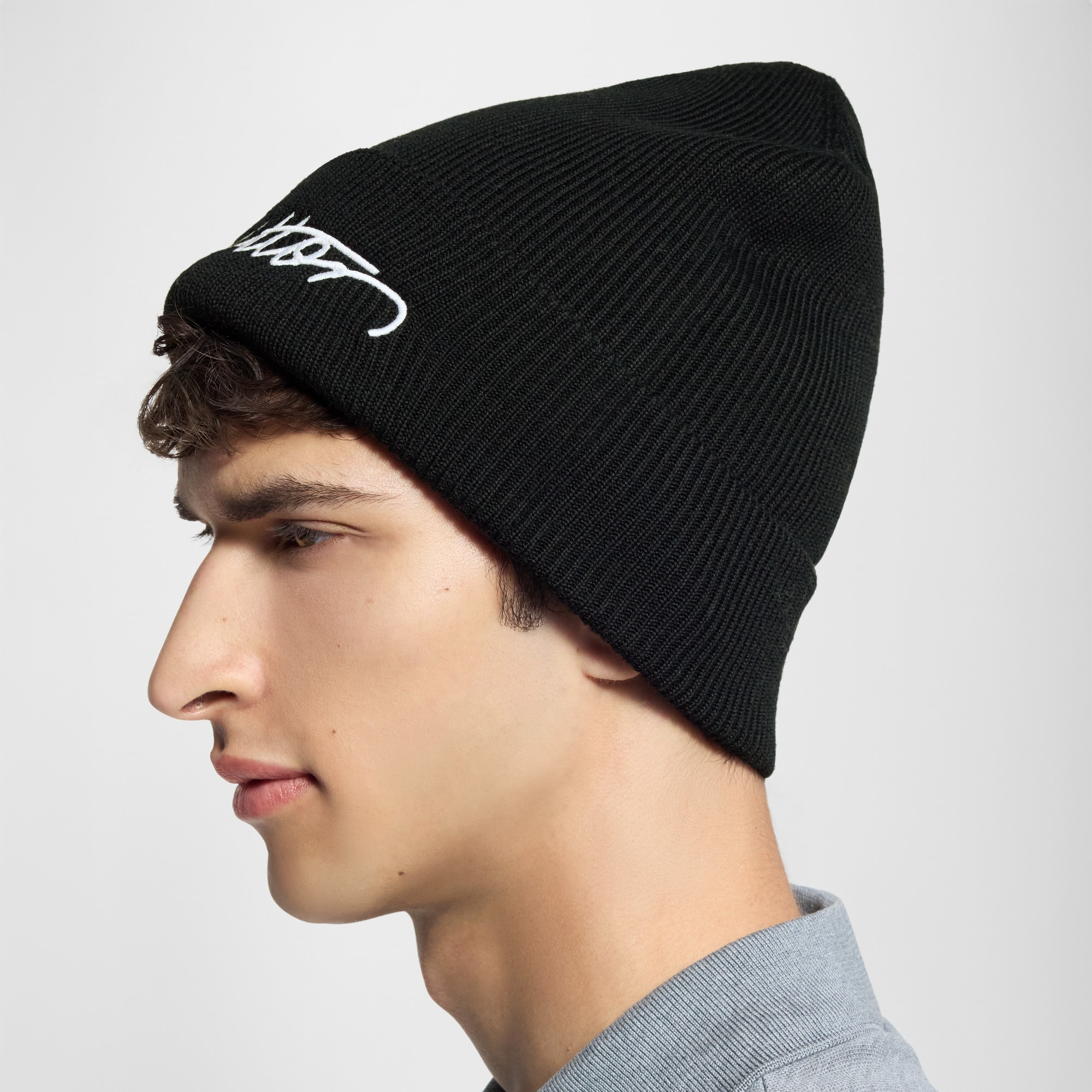 Signature Beanie S00 in Men