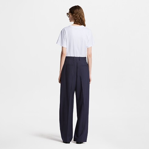 Signature Embroidery T-Shirt in Women's Ready-to-Wear Tops collections by Louis Vuitton (Product zoom)