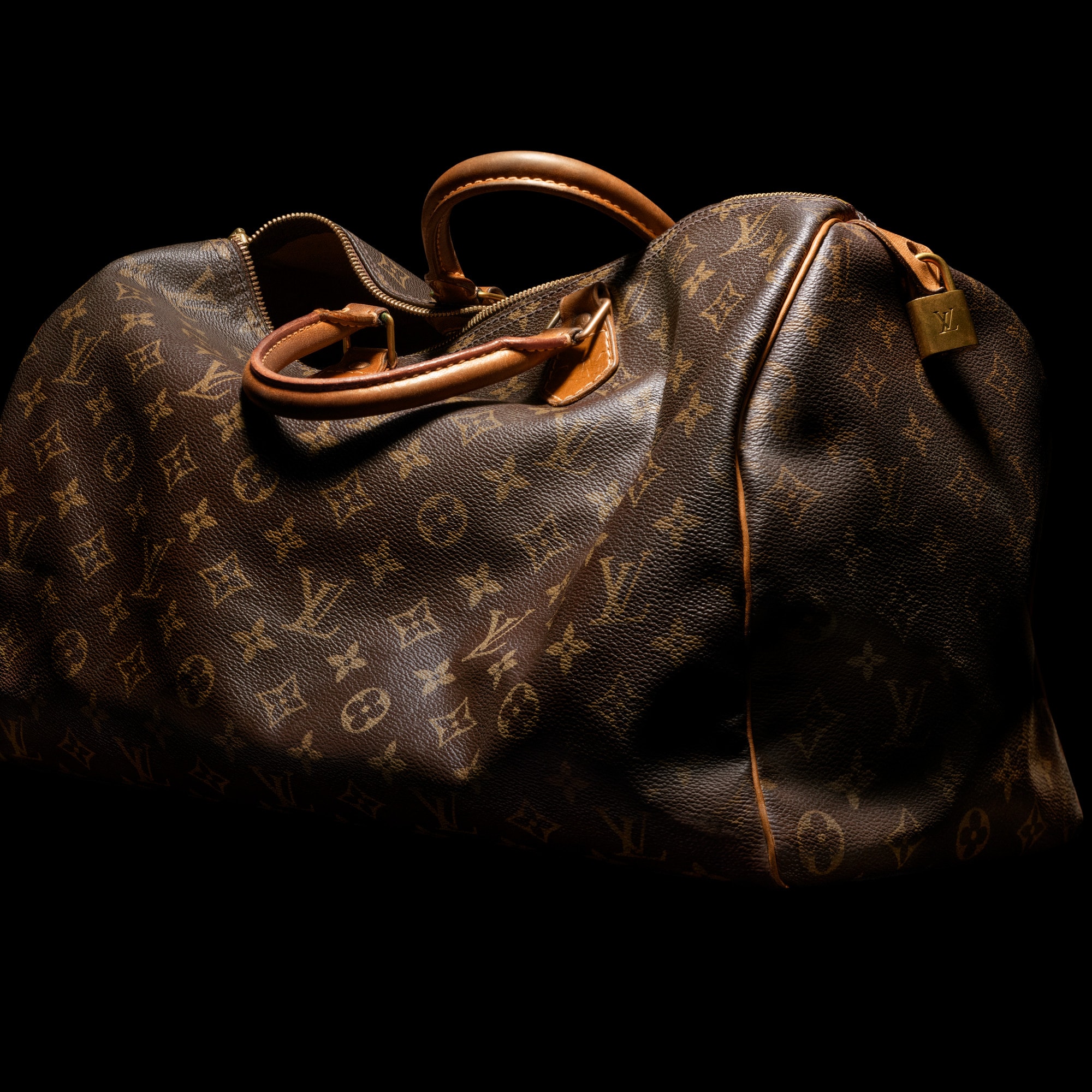 Sirius 55 Monogram Canvas - Personalisation | LOUIS VUITTON