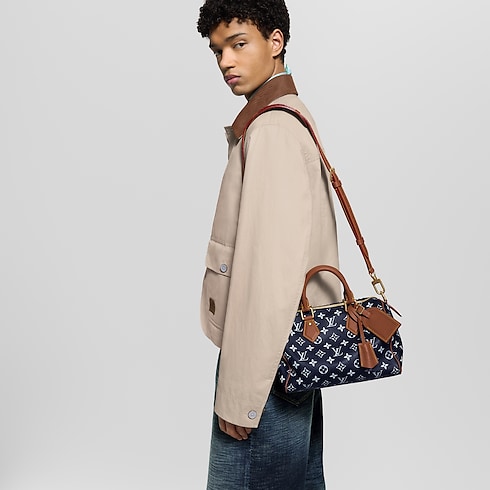 Speedy P9 Bandoulière 25 H40 in Les Extraordinaires's Leather Goods and Travel Speedy P9 collections by Louis Vuitton (Product zoom)