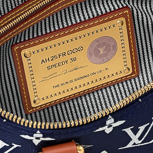 Speedy P9 Bandoulière 30 H40 in Les Extraordinaires's Leather Goods and Travel Speedy P9 collections by Louis Vuitton (Product zoom)