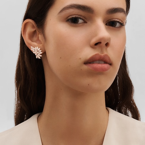 Star Blossom Ear Cuff, Pink Gold And Diamonds - Per Unit in Jewellery's Categories Earrings collections by Louis Vuitton (Product zoom)