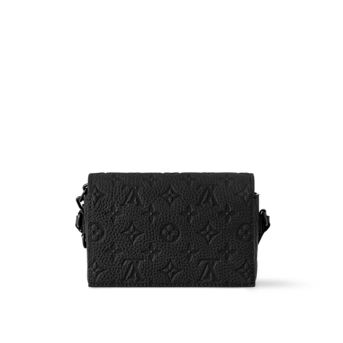 Steamer Wearable Wallet Monogram Taurillon Leather in Men's Bags All Collections collections by Louis Vuitton (Product zoom)