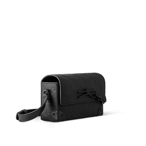 Steamer Wearable Wallet Monogram Taurillon Leather in Men's Bags All Collections collections by Louis Vuitton (Product zoom)