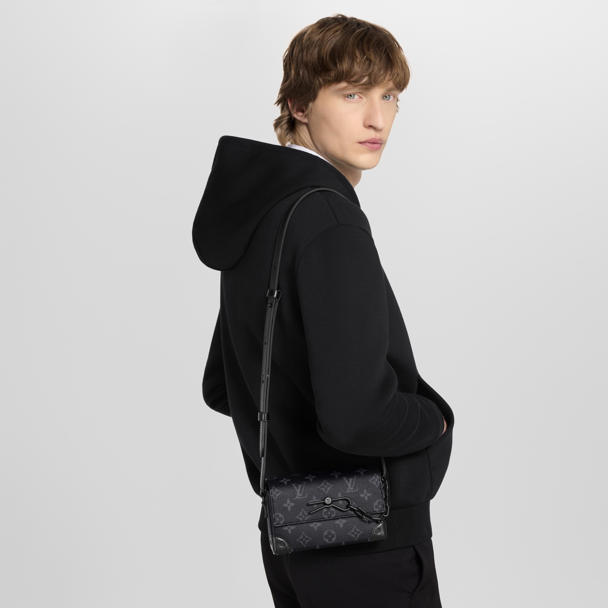 Steamer Wearable Wallet Monogram Eclipse in Men