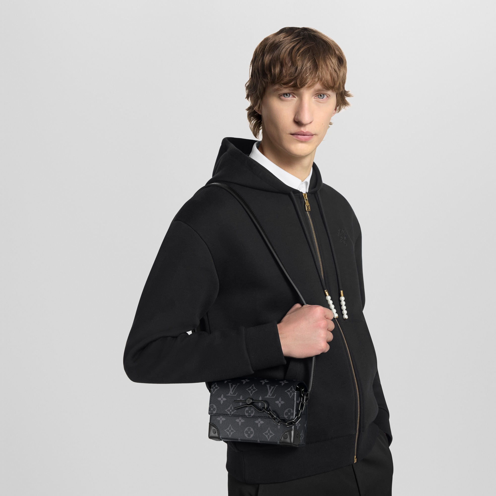Steamer Wearable Wallet Monogram Eclipse in Men