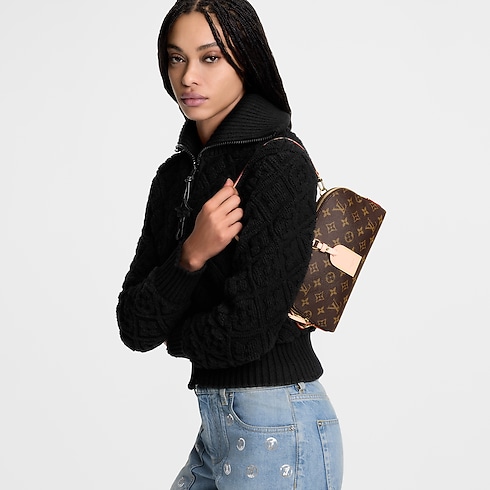 Tag Me Pouch Monogram Canvas in Women's Wallets and Small Leather Goods All Wallets and Small Leather Goods collections by Louis Vuitton (Product zoom)