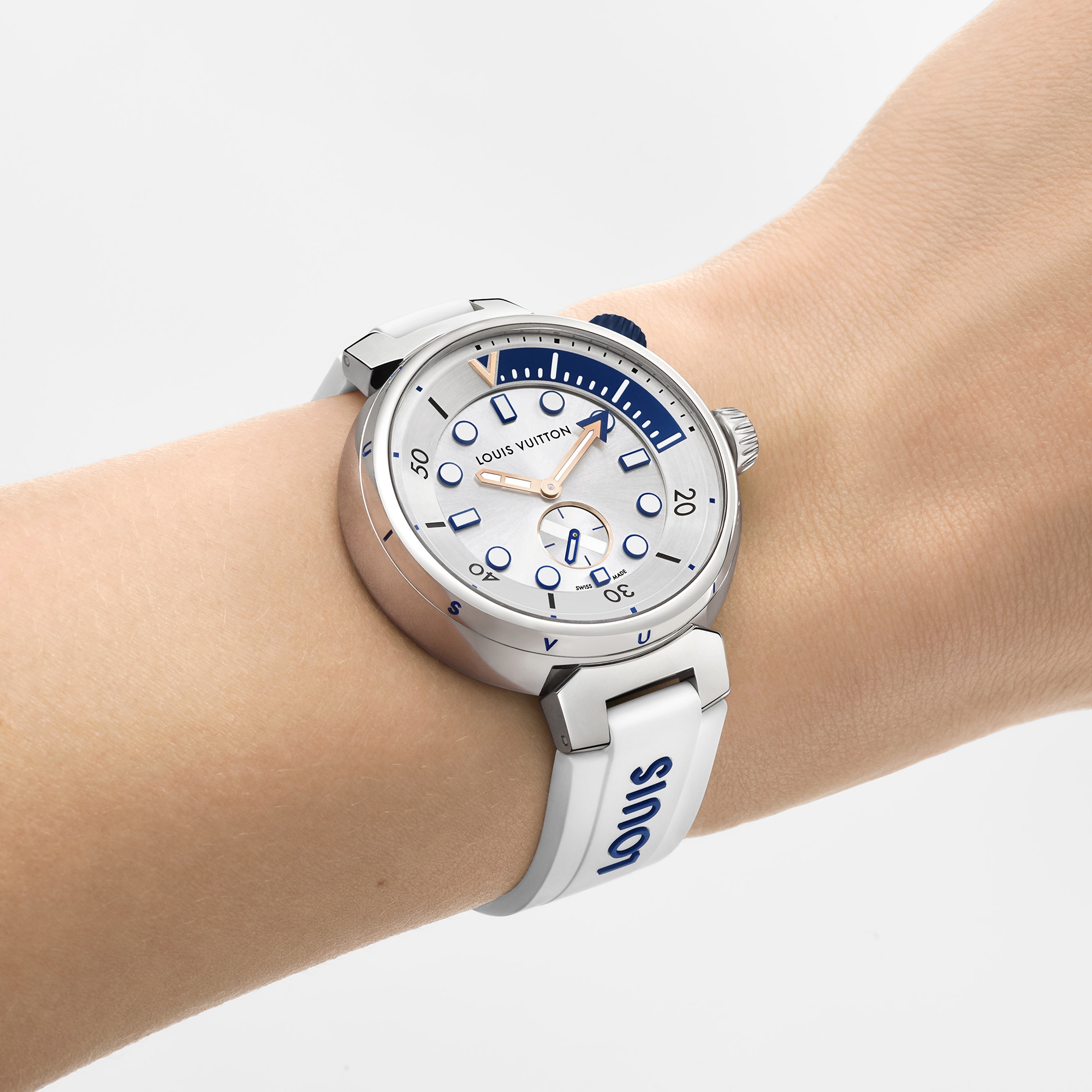 Tambour Street Diver, quartz, 39.5mm, steel  in Watches