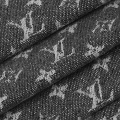 The Neo Favorite Triangle S00 in Women's Accessories Silk Squares and Bandeaus collections by Louis Vuitton (Product zoom)