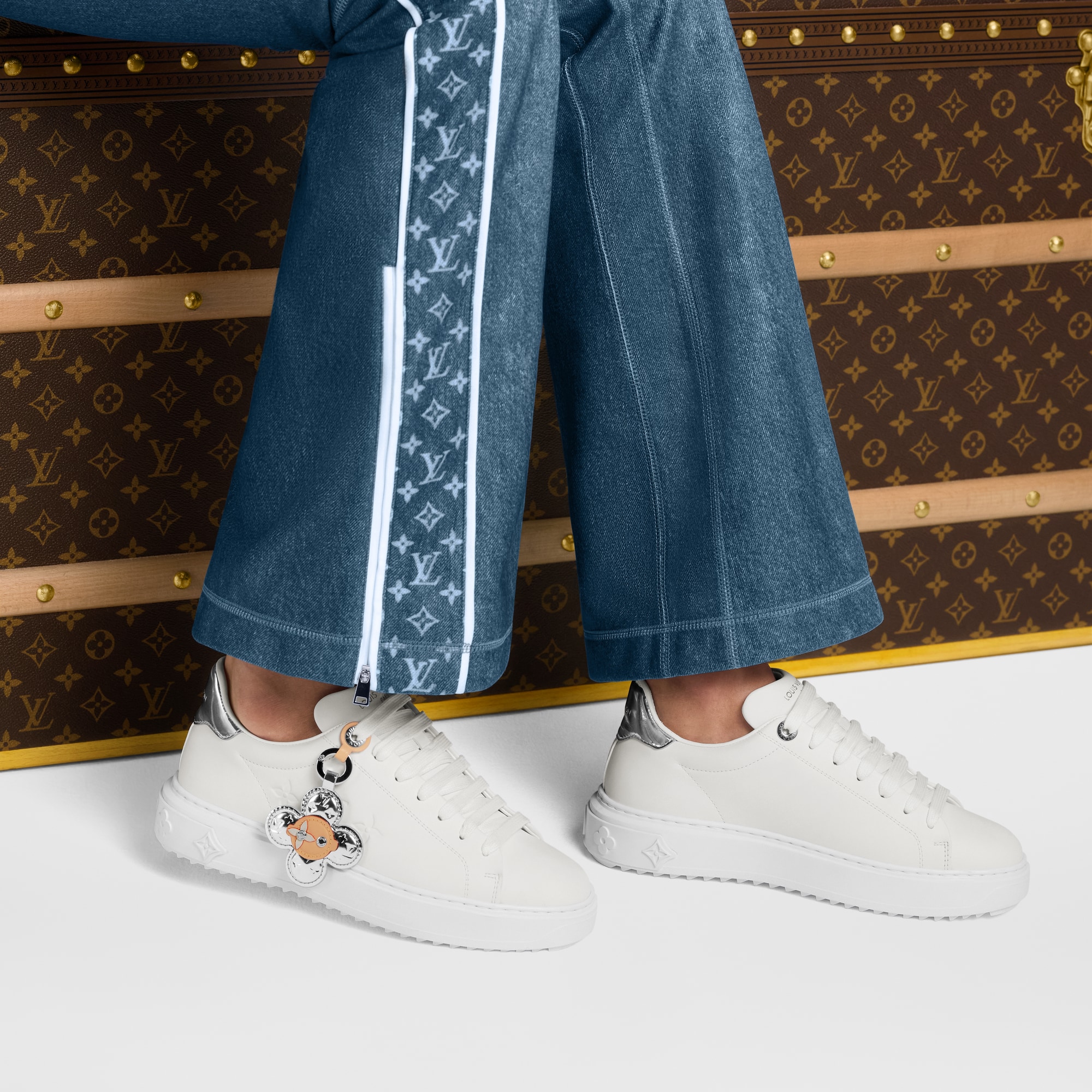 Time Out Sneaker  in Women