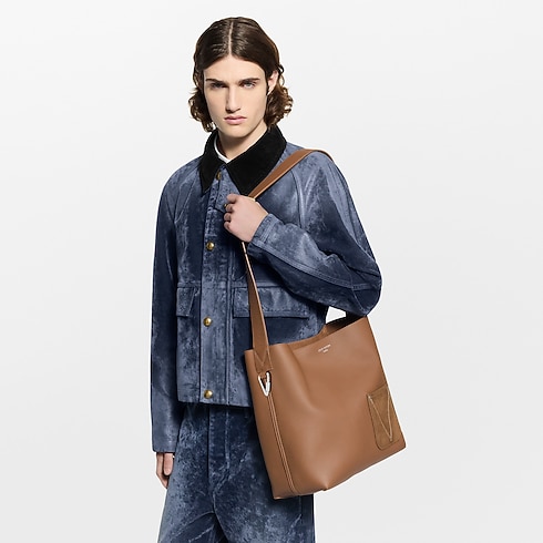 Verso Hobo H38 in Bags and Small Leather Goods's Men Bags Newness collections by Louis Vuitton (Product zoom)