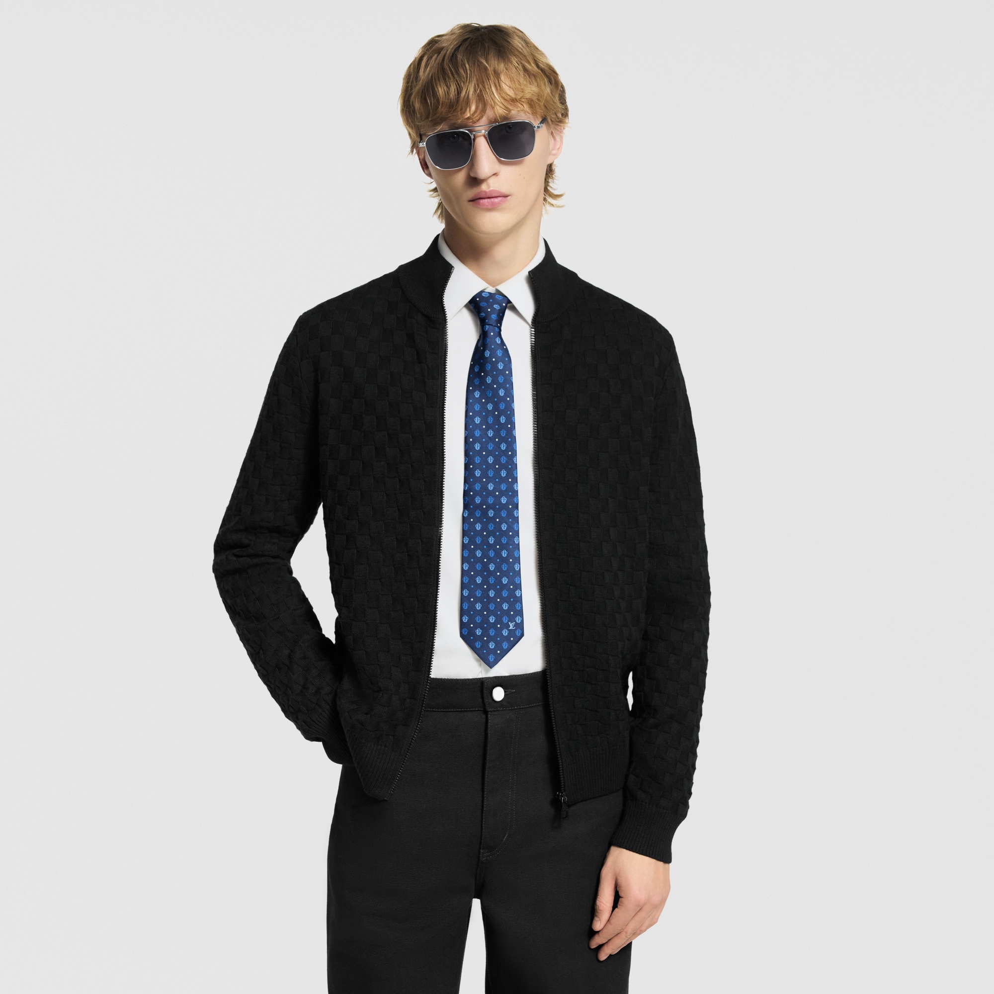 Vivienne Outline Tie S00 in Men