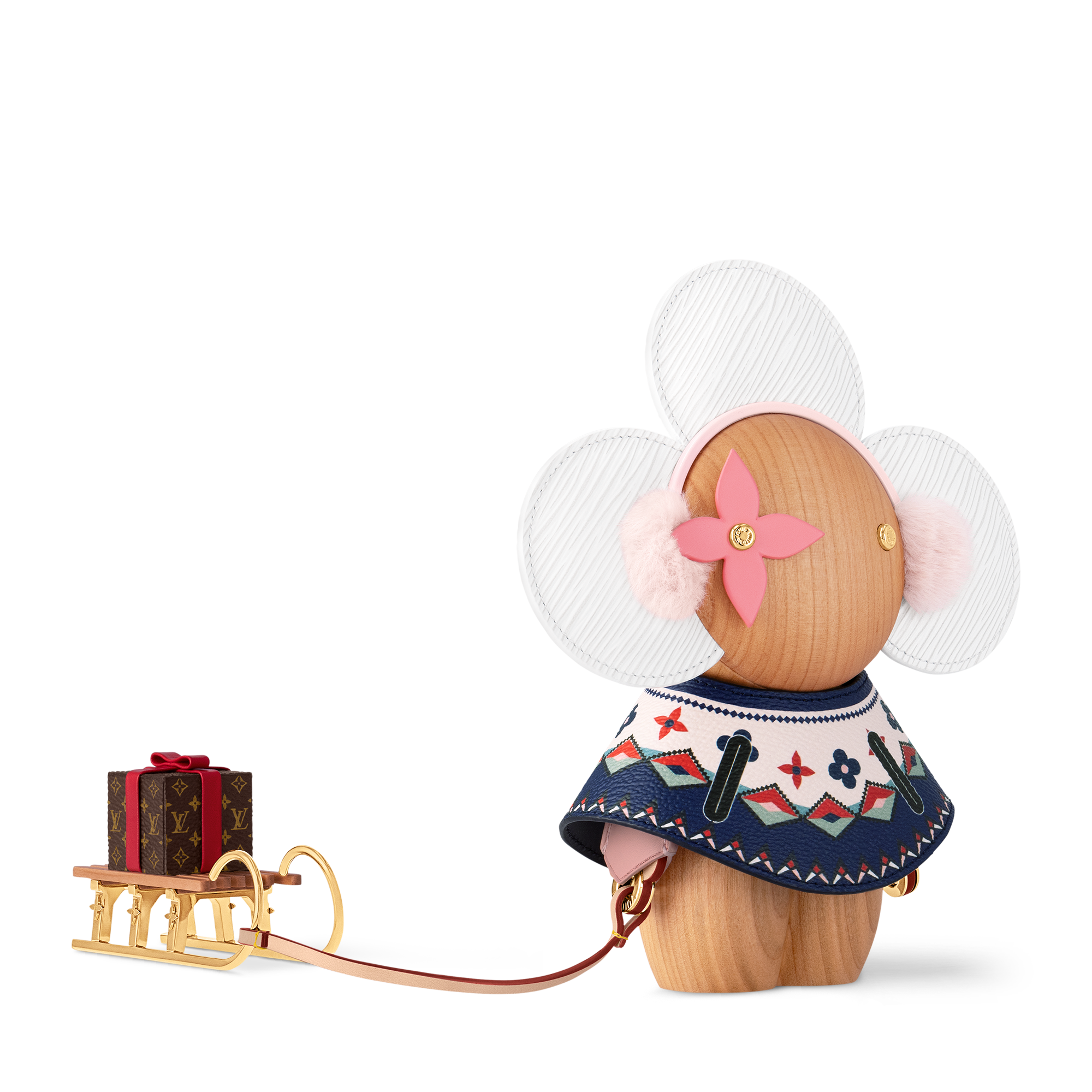 Vivienne Winter   in Trunks, Travel and Home