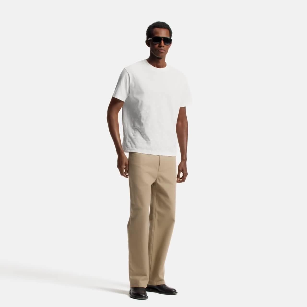 Flock Print Monogram Gradient T-Shirt - Ready-to-Wear | LOUIS VUITTON